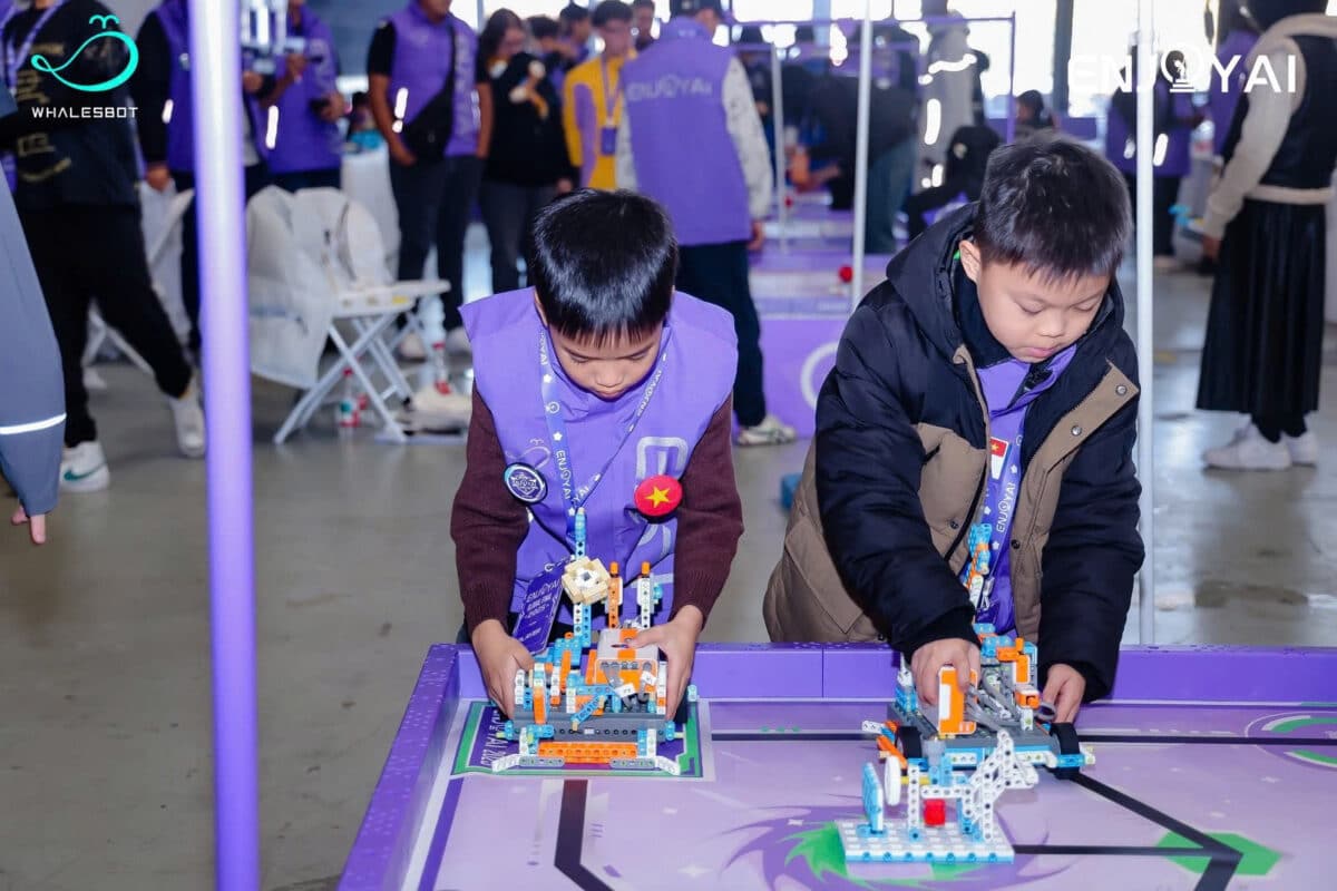 stem-tour-lap-trinh-robot